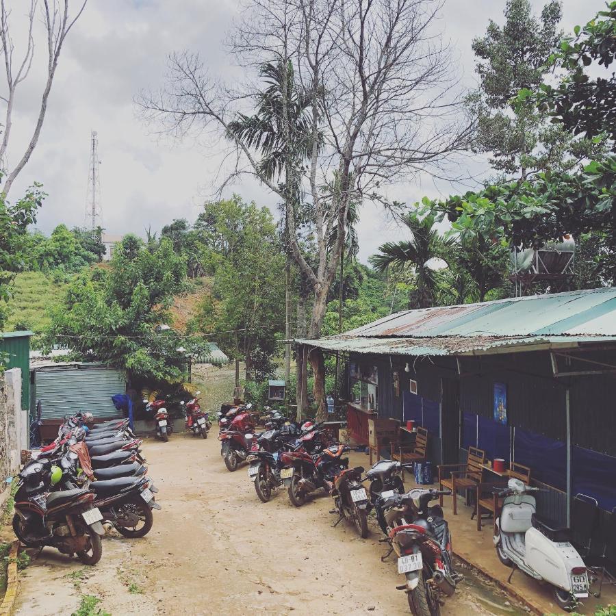 Homestay Bien Rung Gia Nghia Exterior foto